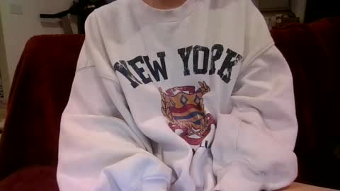 alliebearx online show from February 26, 4:25 am