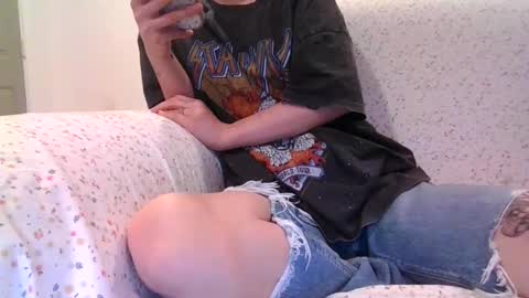 alliebearx online show from March 10, 12:51 am