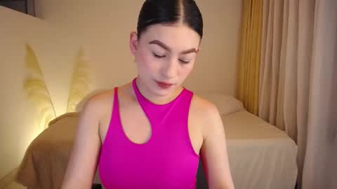 Snapshot of allierose_ chatting on January 10, 12:18 pm Allie online show from January 10, 12:18 pm