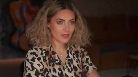 Allie online show from December 15, 11:03 am