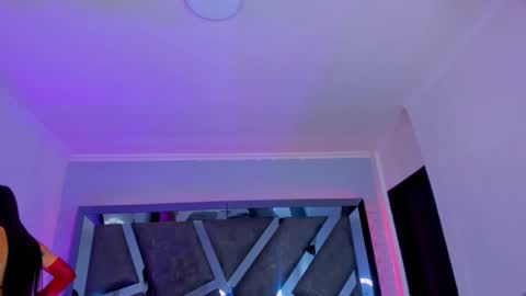 Snapshot of allijadid chatting on January 18, 10:49 am online show from January 18, 10:49 am