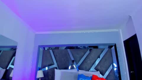 Snapshot of allijadid chatting on March 3, 10:17 am online show from March 3, 10:17 am