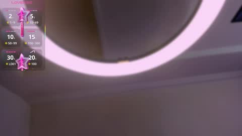 Snapshot of allijadid chatting on November 13, 10:25 am online show from November 13, 10:25 am