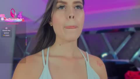 Snapshot of allijadid chatting on November 14, 11:09 am online show from November 14, 11:09 am