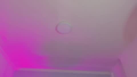 Snapshot of allijadid chatting on December 2, 11:04 am online show from December 2, 11:04 am