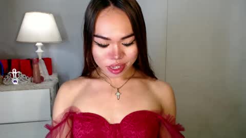Snapshot of allirah20x chatting on December 12, 2:55 pm Allirah online show from December 12, 2:55 pm