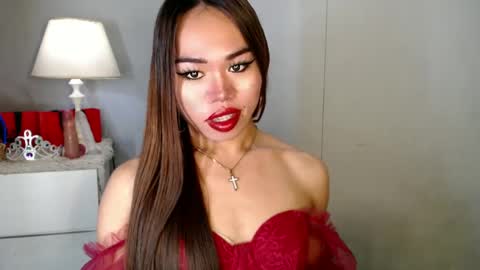 Snapshot of allirah20x chatting on December 12, 5:59 pm Allirah online show from December 12, 5:59 pm