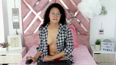 Snapshot of allis0n_ik chatting on October 28, 6:06 am ALLIS0N IK online show from October 28, 6:06 am