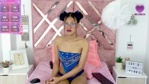 Snapshot of allis0n_ik chatting on November 13, 7:29 am ALLIS0N IK online show from November 13, 7:29 am