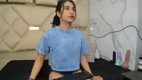 allison_69ts online show from November 11, 3:50 am