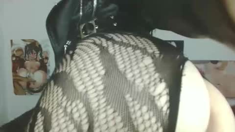 allison___taylor online show from May 6, 5:03 am
