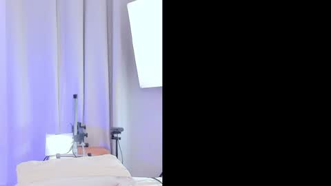 Snapshot of allison_carpenter chatting on January 20, 10:48 pm Allison Carpenter online show from January 20, 10:48 pm