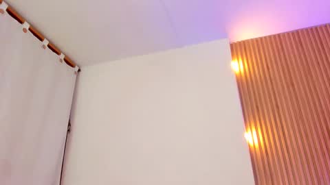 allison_fosther online show from February 27, 4:12 am