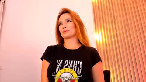 Snapshot of allison_fosther chatting on June 14, 2:24 am allison_fosther online show from June 14, 2:24 am