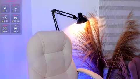 Allison online show from June 30, 11:11 am