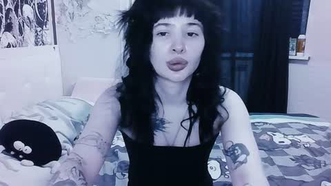 Alis online show from June 24, 5:12 pm