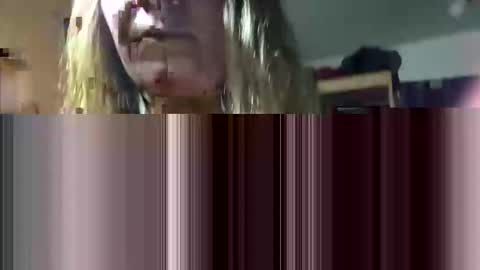 Snapshot of allisonlove2 chatting on May 19, 1:56 am allisonlove2 online show from May 19, 1:56 am
