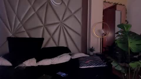 Snapshot of allisonowens_ chatting on November 27, 1:13 pm allisonowens_ online show from November 27, 1:13 pm