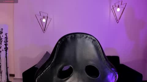 Snapshot of allisonrogersx chatting on October 3, 3:03 am Allison Rogers online show from October 3, 3:03 am