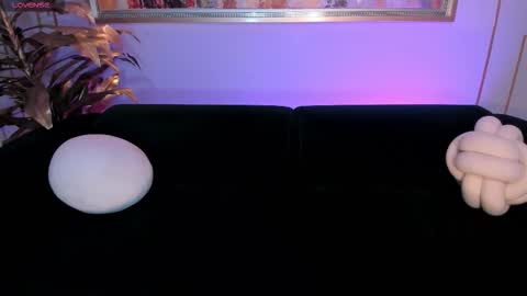 Snapshot of allisonrogersx chatting on October 17, 2:48 am Allison Rogers online show from October 17, 2:48 am