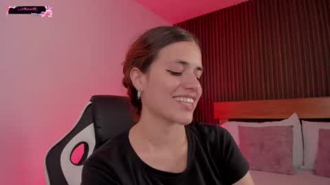 A L L I S S online show from June 24, 9:58 pm