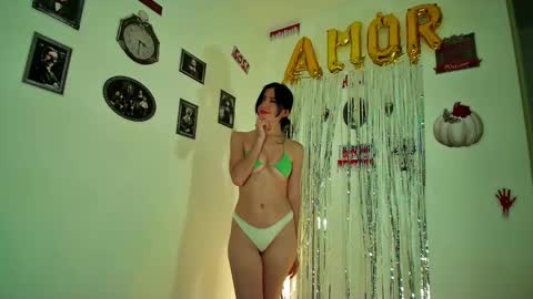 Alli online show from October 31, 4:35 am