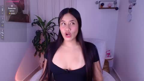 Allisxn Fox online show from March 18, 4:04 am