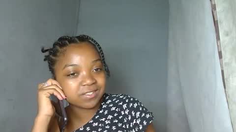 Snapshot of allizida01 chatting on December 18, 12:11 pm allizida01 online show from December 18, 12:11 pm