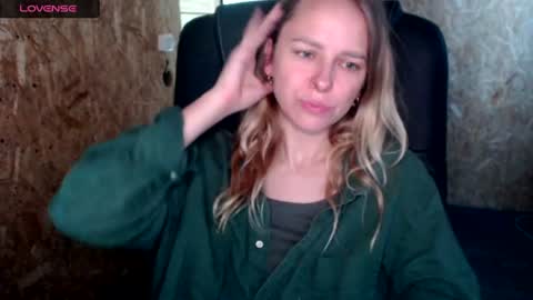 Snapshot of alllexandra chatting on July 31, 10:25 am alllexandra online show from July 31, 10:25 am