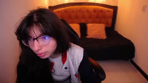 alison online show from June 19, 8:12 pm