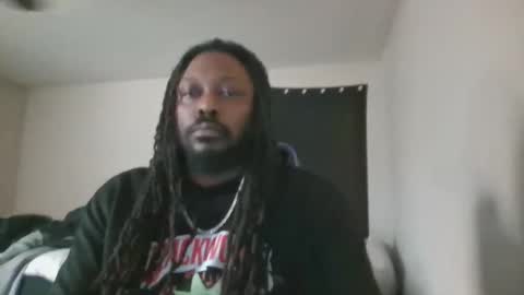 Snapshot of allniteluvr chatting on December 19, 6:12 pm Allniteluvr online show from December 19, 6:12 pm