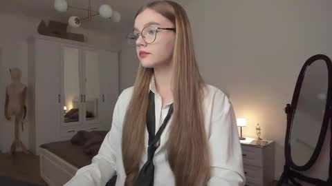 Snapshot of allotropp chatting on March 7, 6:11 pm ALOTROPP NOT BABY online show from March 7, 6:11 pm