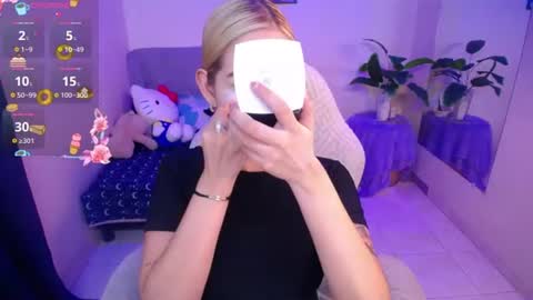 Snapshot of alloy_tiny chatting on August 3, 2:54 pm alloy_tiny online show from August 3, 2:54 pm