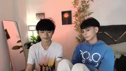 kim and josh online show from February 14, 6:21 am