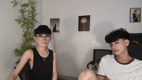 kim and josh online show from May 4, 10:11 am