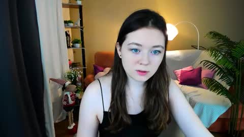 alluringeyess online show from November 22, 9:08 am