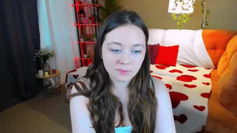 Snapshot of alluringeyess chatting on March 29, 11:21 am alluringeyess online show from March 29, 11:21 am