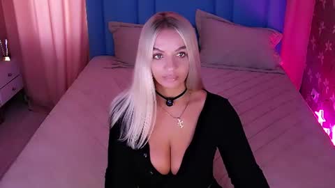 AlwaysHot online show from July 18, 4:05 am