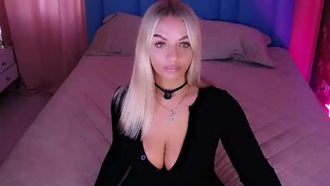AlwaysHot online show from July 30, 2:21 am