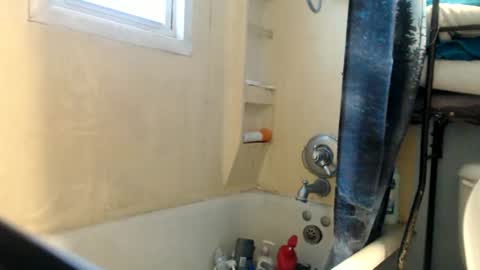 allwolf0323 online show from January 8, 3:03 pm