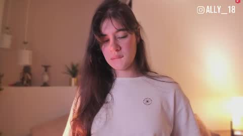 Snapshot of ally_addams chatting on June 26, 3:55 am Ally online show from June 26, 3:55 am