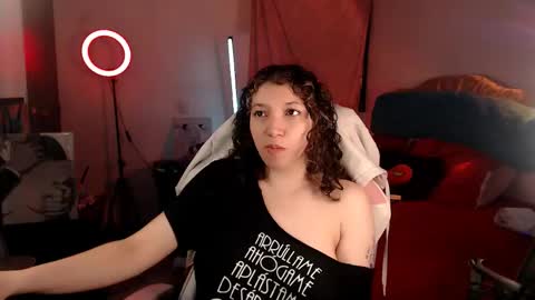 Snapshot of ally_donfort chatting on November 14, 11:24 pm Ally online show from November 14, 11:24 pm