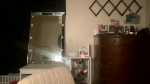 Snapshot of allyanalangel chatting on November 26, 3:40 am allyanalangel online show from November 26, 3:40 am