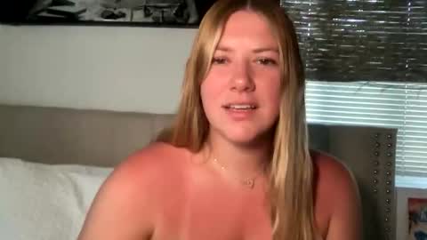 allyanalangel online show from March 8, 9:40 pm