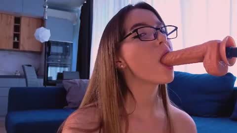 Hello dear guys my name is Alaska lets get to know each other better online show from June 23, 8:12 am