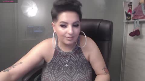 Snapshot of allyiah chatting on December 21, 10:30 pm online show from December 21, 10:30 pm