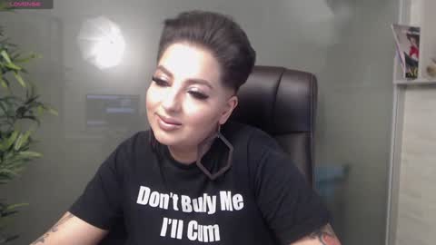 Snapshot of allyiah chatting on January 16, 9:08 pm online show from January 16, 9:08 pm