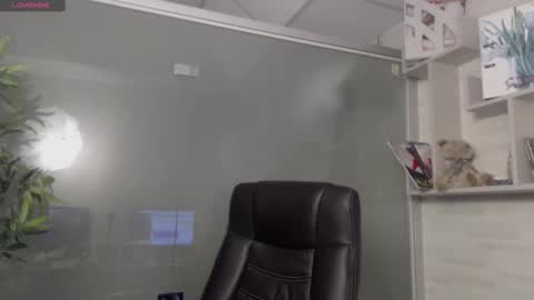 Snapshot of allyiah chatting on March 9, 9:46 pm online show from March 9, 9:46 pm