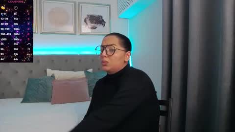         online show from February 21, 9:16 pm