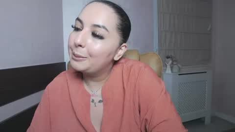 Snapshot of allyiah chatting on June 23, 6:39 pm online show from June 23, 6:39 pm